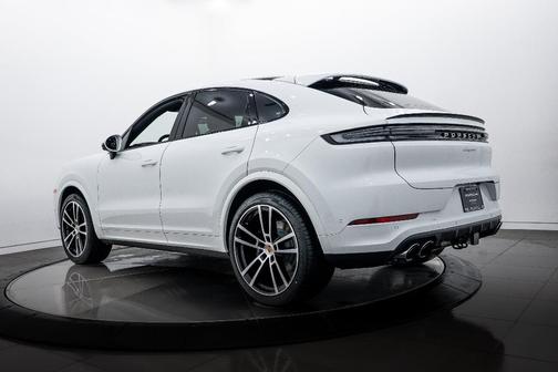 2026 Porsche Cayenne AWD