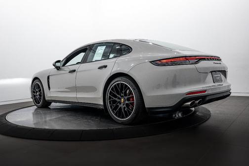 2023 Porsche Panamera 4S