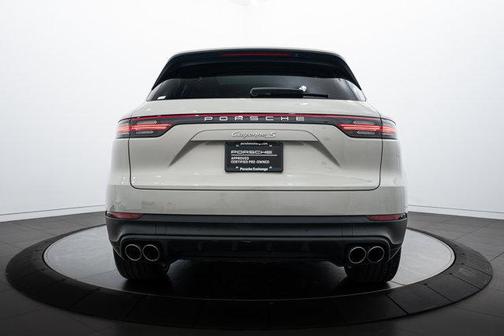 2022 Porsche Cayenne S