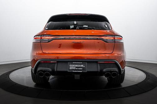 2025 Porsche Macan T