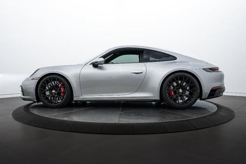 2024 Porsche 911 Carrera GTS