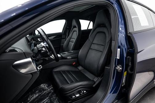 Gentian Blue Metallic 2020 Porsche Panamera 4