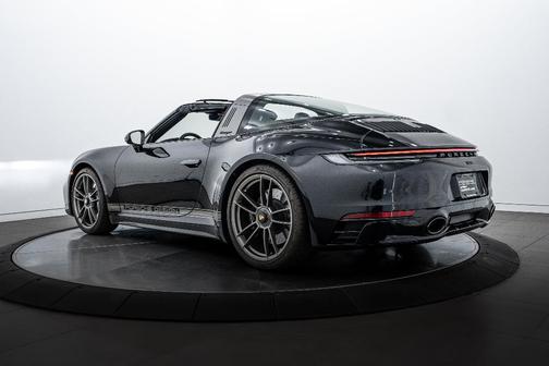 2022 Porsche 911 EDITION YEARS DESIGN