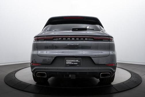 2025 Porsche Cayenne 
