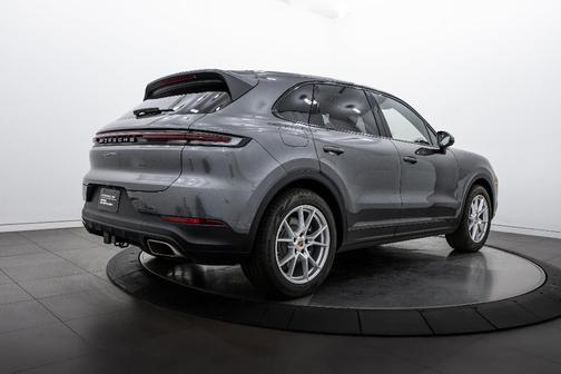 2025 Porsche Cayenne 