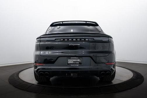 2026 Porsche Cayenne AWD