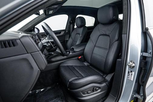 2024 Porsche Cayenne Turbo