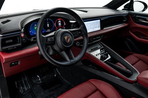 2024 Porsche Macan Electric 4