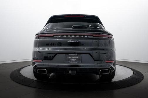 2026 Porsche Cayenne Base