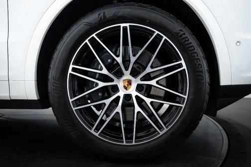 2025 Porsche Cayenne