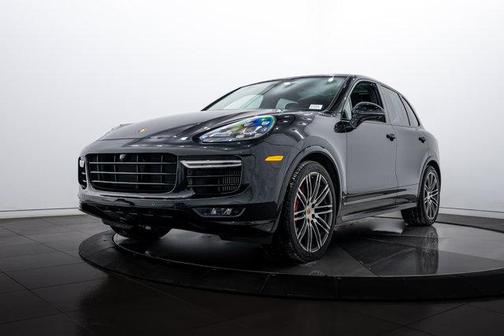 2017 Porsche Cayenne GTS
