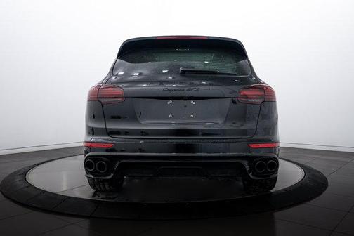 2017 Porsche Cayenne GTS