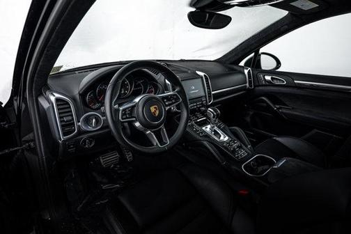 2017 Porsche Cayenne GTS