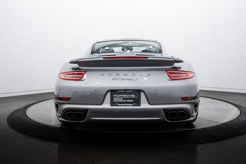 2016 Porsche 911 Turbo S