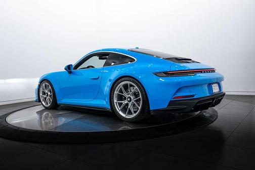 2022 Porsche 911 GT3 w/Touring Package