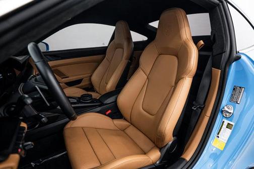 2022 Porsche 911 GT3 w/Touring Package