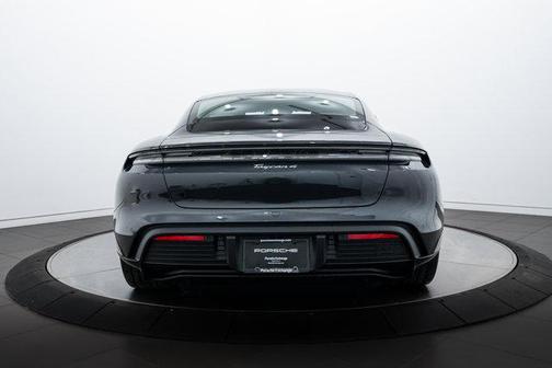 2025 Porsche Taycan 4
