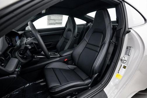 2026 Porsche 911 Carrera