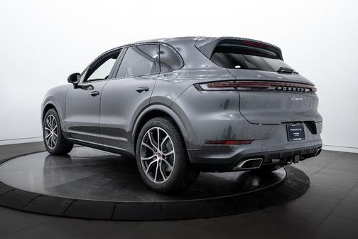 2026 Porsche Cayenne Base