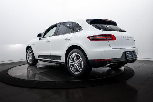 2018 Porsche Macan 