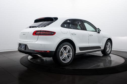 2018 Porsche Macan 