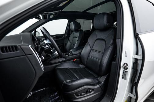 2022 Porsche Cayenne