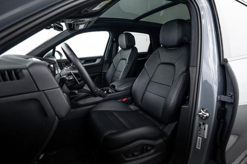 2025 Porsche Cayenne 