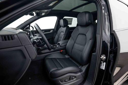 Black Metallic 2026 Porsche Cayenne S