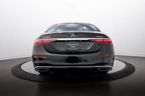 Onyx Black Metallic 2024 Mercedes-Benz S-Class