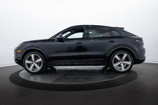 2024 Porsche Cayenne AWD
