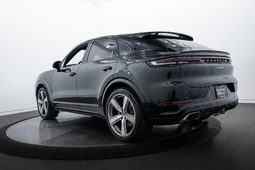 2024 Porsche Cayenne AWD