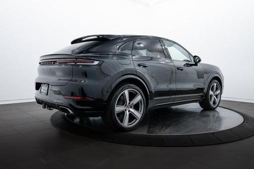 2024 Porsche Cayenne AWD