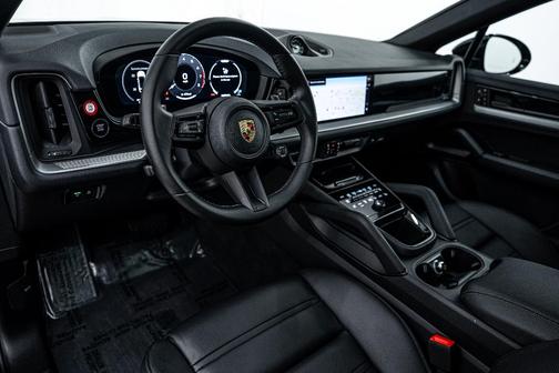 2024 Porsche Cayenne AWD