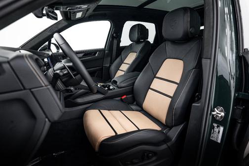 2026 Porsche Cayenne GTS