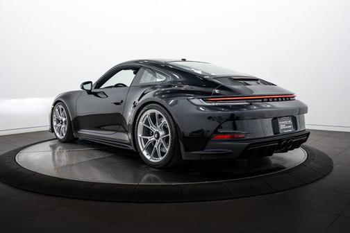 2023 Porsche 911 GT3 w/Touring Package