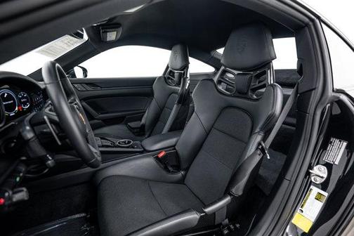 2023 Porsche 911 GT3 w/Touring Package