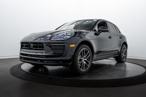 2026 Porsche Macan Base