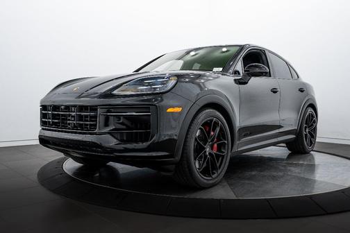 2025 Porsche Cayenne GTS