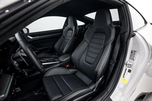 2024 Porsche 911 Turbo S