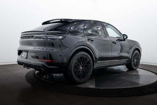 2026 Porsche Cayenne AWD