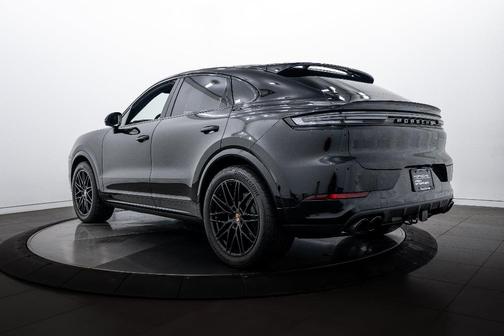 2026 Porsche Cayenne AWD