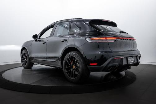 2024 Porsche Macan S