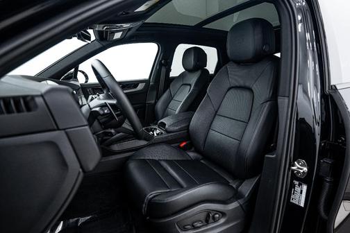 2025 Porsche Cayenne