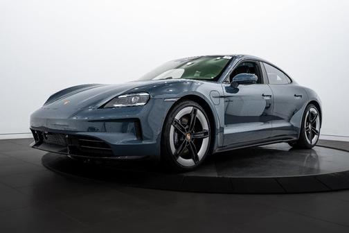 2026 Porsche Taycan GTS