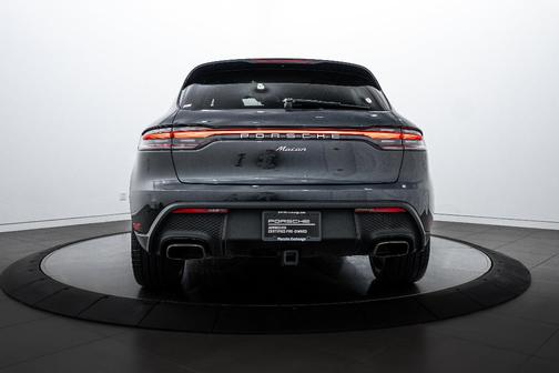 2023 Porsche Macan 