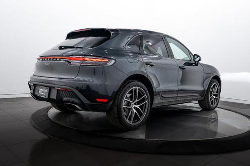 2025 Porsche Macan Macan