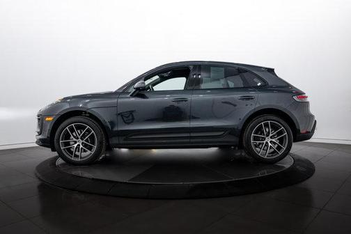 2025 Porsche Macan 