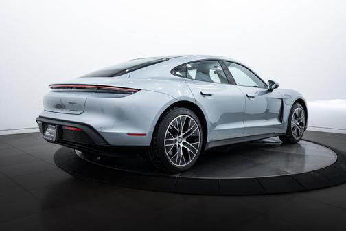 2023 Porsche Taycan