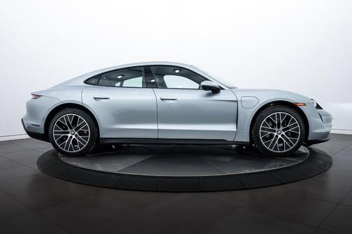 2023 Porsche Taycan