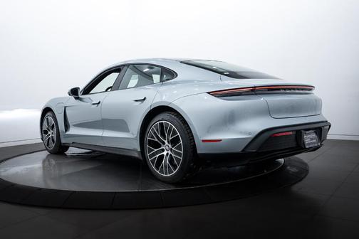 2023 Porsche Taycan